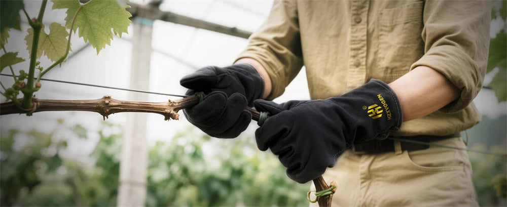 14" Premium Leather Welding Gloves ā Heat Resistant TIG, MIG, ARC & BBQ Protective Gloves