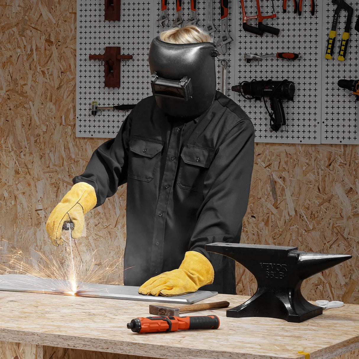 VEVOR Flame-Resistant Welding Jacket – 7 oz FR Cotton, ATPV 9.2, Black